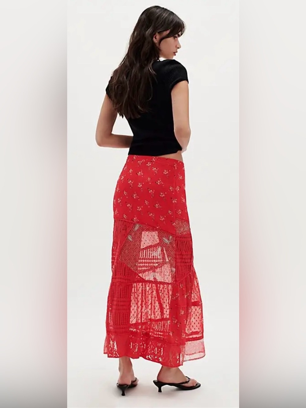 FREE PEOPLE
Daniella Lace Maxi Skirt - Picture 2 of 12
